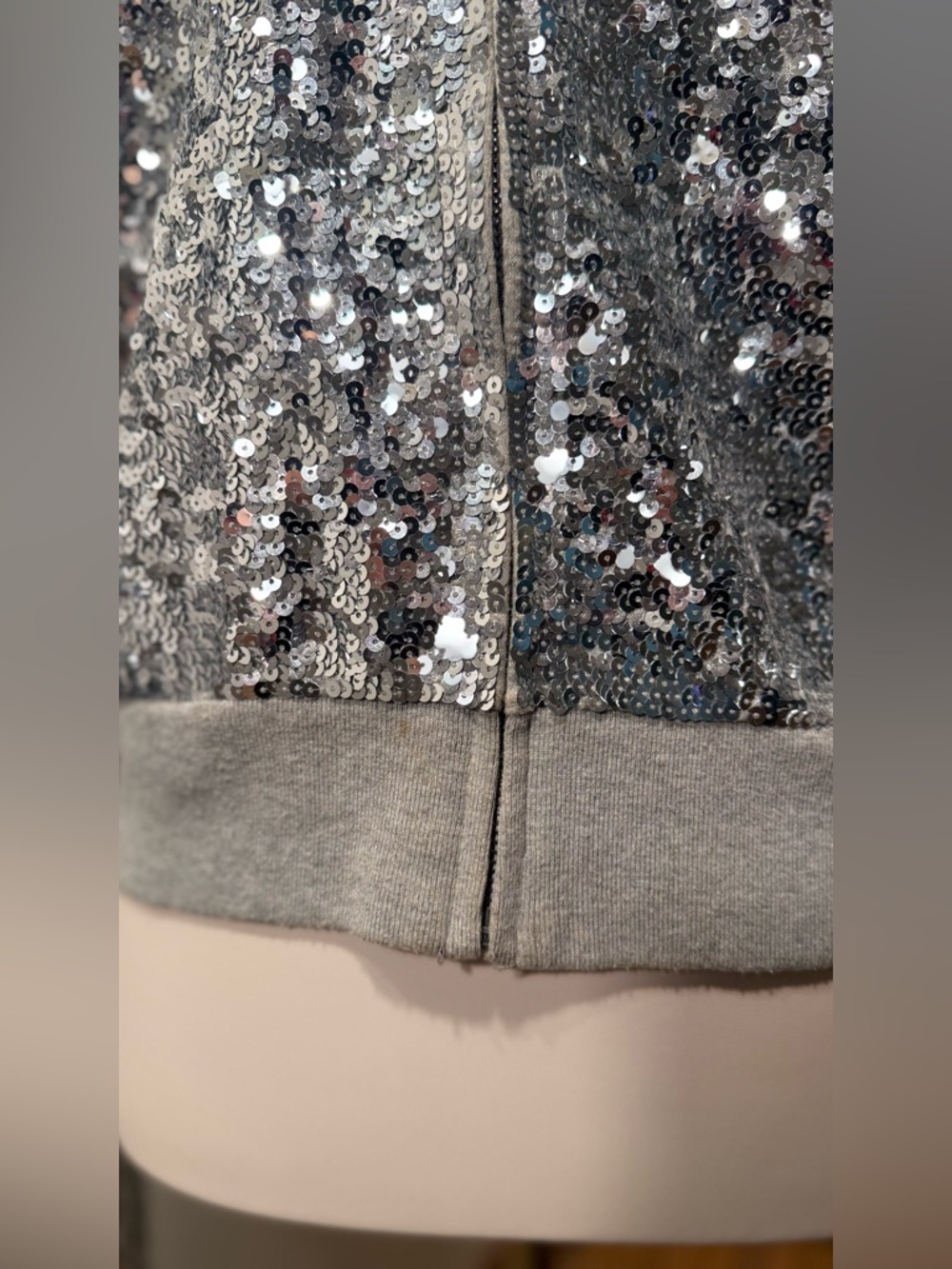 PINK VINTAGE RARE Victoria's Secret Silver Sequin Hoodie Jacket LOVE PINK Size M - Picture 4 of 8